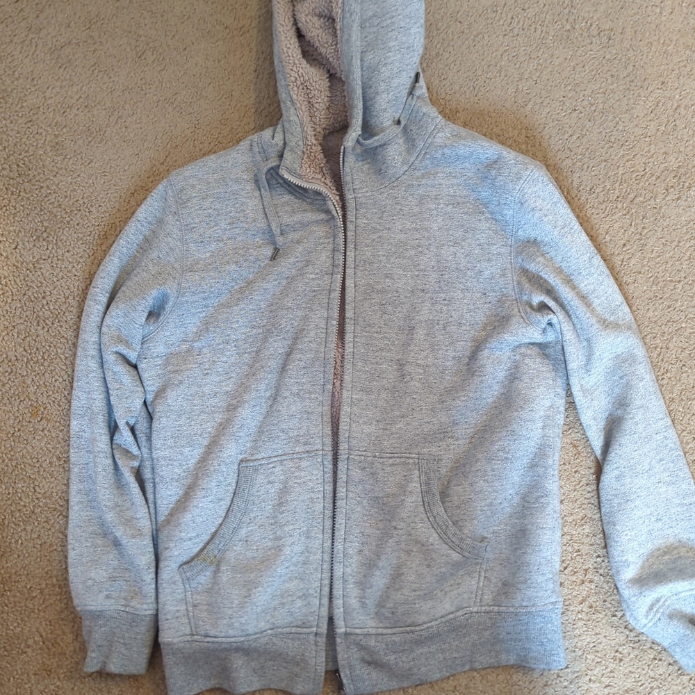 Uniqlo Large Sherpa Lined Hoodie Gray